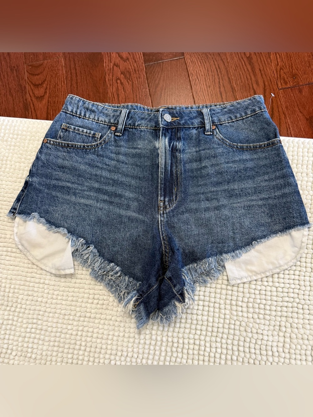 Sincerely Jules Blue Denim Mini Jean Short Size 29 NWT